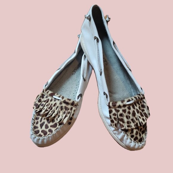 Nine West Moccasin Loafers White Animal Print Size 8 - Picture 1 of 8